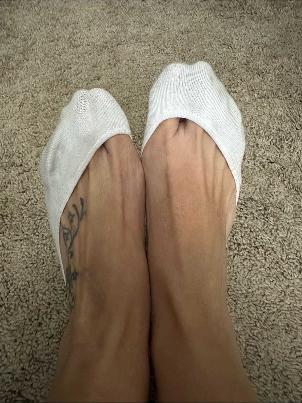 Women’s Low-Cut No-Show Liner Socks — White